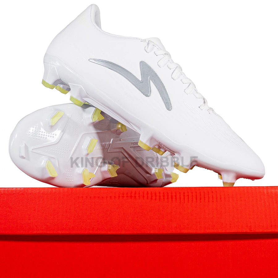 KING OF DRIBBLE Sepatu Bola Specs Accelerator Illuzion 4 Pro FG 1010336 Original