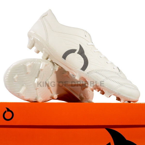 KING OF DRIBBLE Sepatu Bola Ortuseight Forte Savage V3 FG 11010531 Original