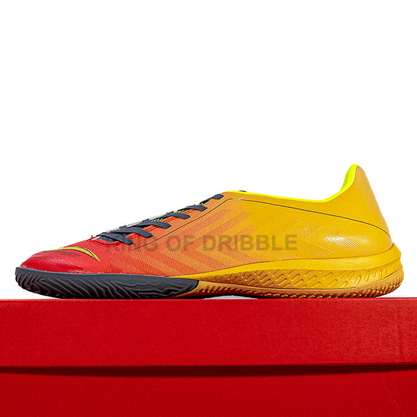 KING OF DRIBBLE Sepatu Futsal Specs Acc Lightspeed 4 Pro IN 402376 Original
