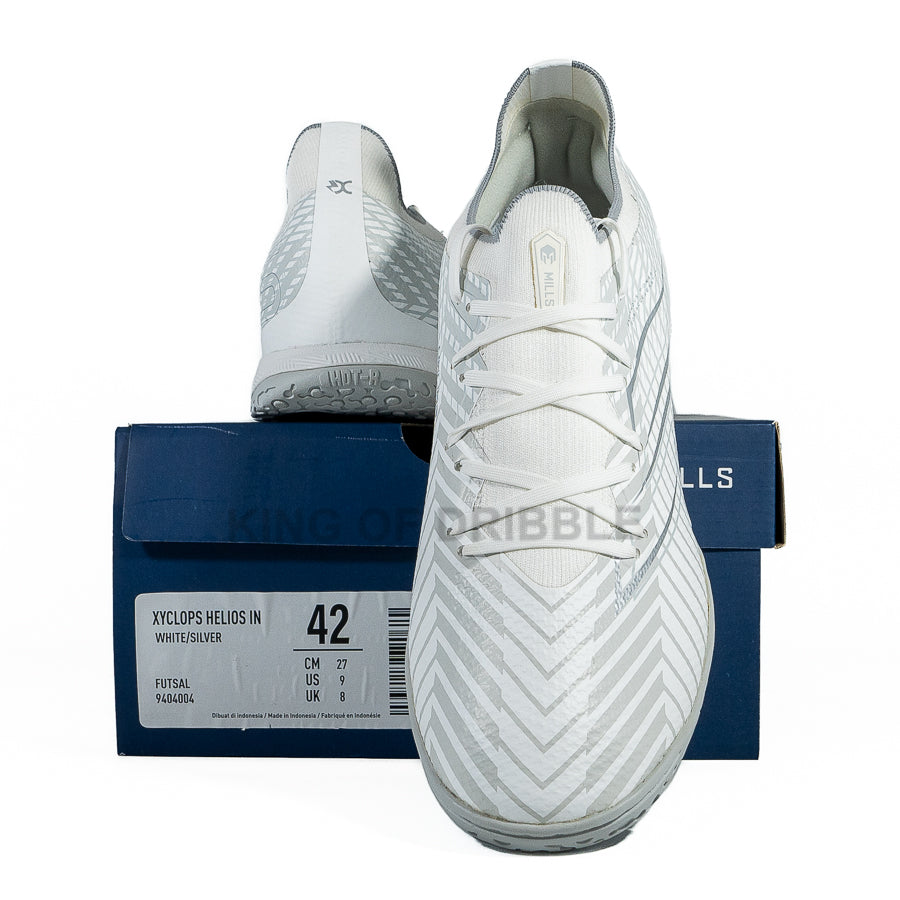 KING OF DRIBBLE Sepatu Futsal Mills Xyclops Helios IN 9404004 Original