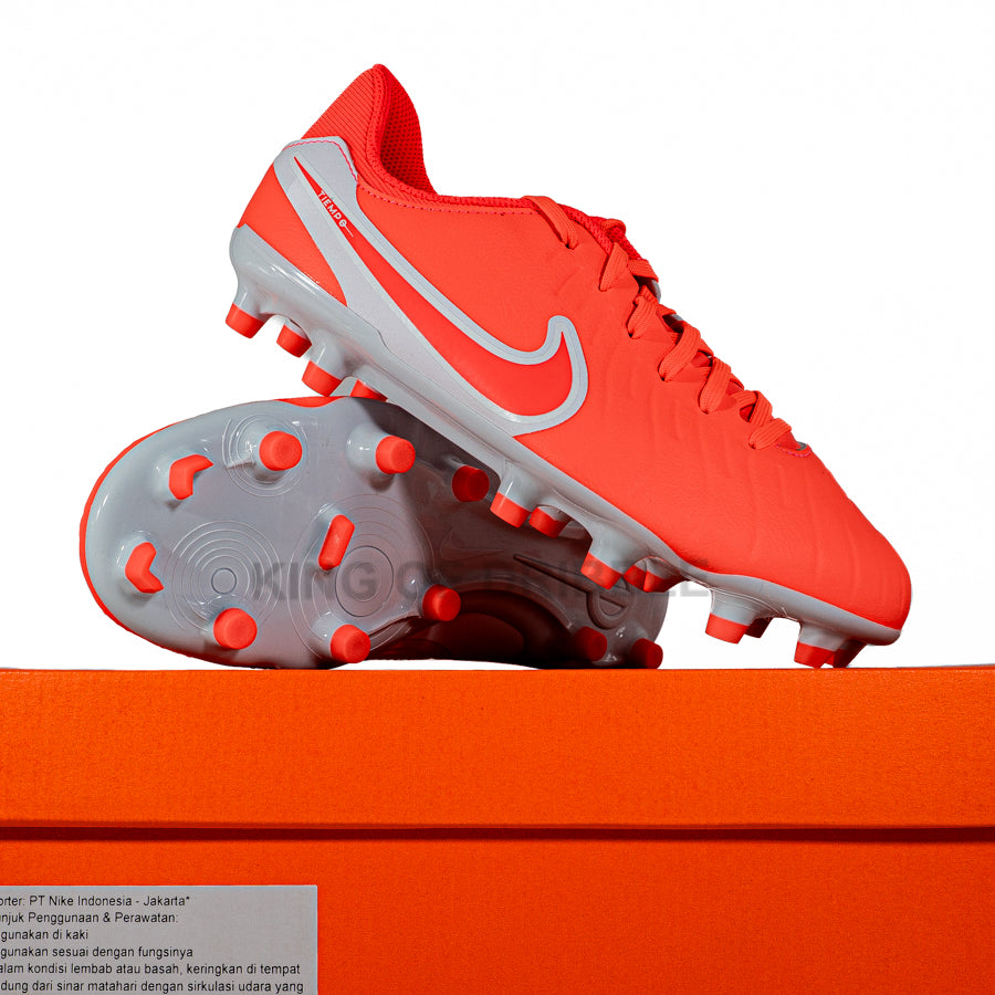KING OF DRIBBLE Sepatu Bola Anak Nike JR Legend 10 Academy FG/MG DV4348-800 Original