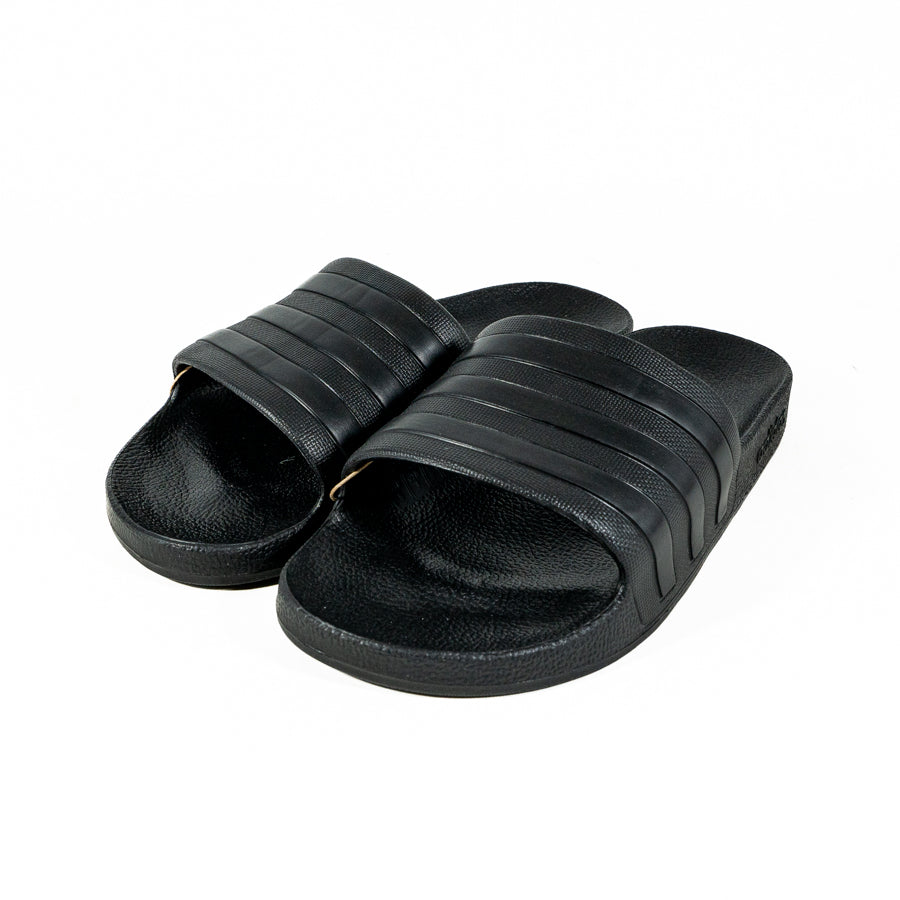 KING OF DRIBBLE Sandal Adidas Adilette Aqua F35550 Original