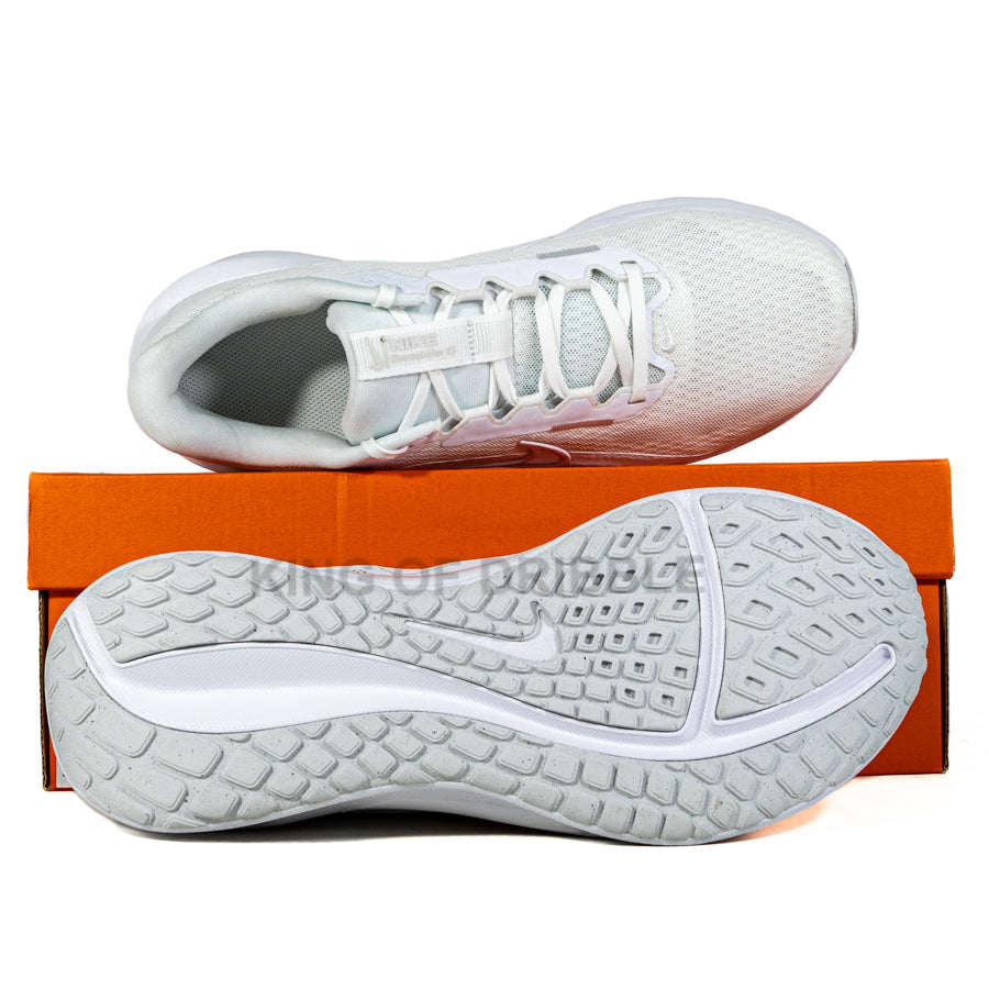 KING OF DRIBBLE Sepatu Running/Lari Nike Downshifter 13 FD6454-100 Original