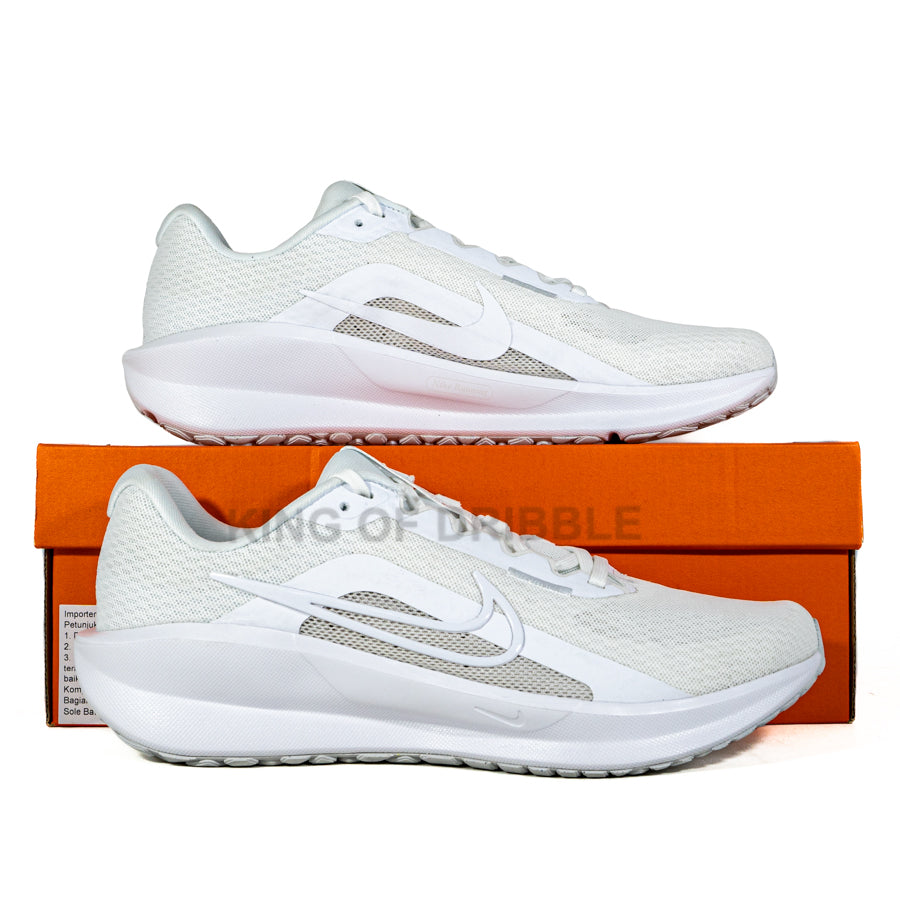 KING OF DRIBBLE Sepatu Running/Lari Nike Downshifter 13 FD6454-100 Original