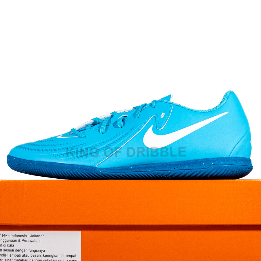 KING OF DRIBBLE Sepatu Futsal Nike Phantom GX II Club IC FJ2568-400 Original