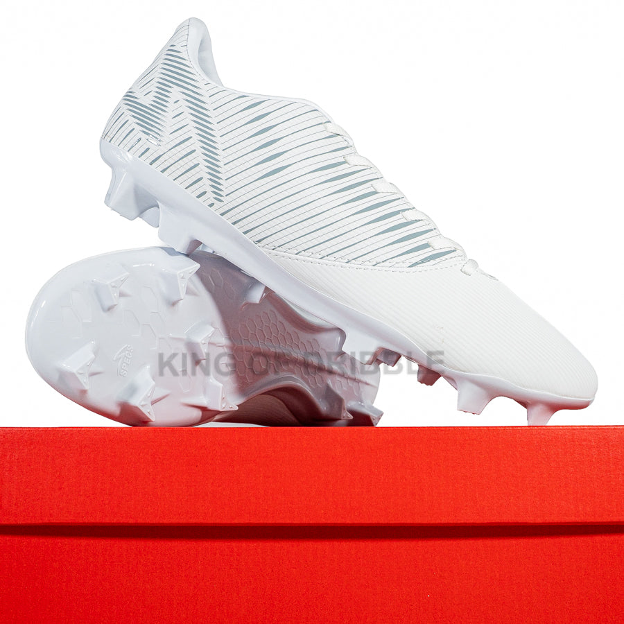 KING OF DRIBBLE Sepatu Bola Specs Verutm FG 1010317 Original