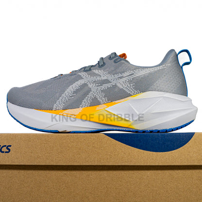 KING OF DRIBBLE Sepatu Running/Lari Asics Novablast 5 Wide 1011B975-020 Original