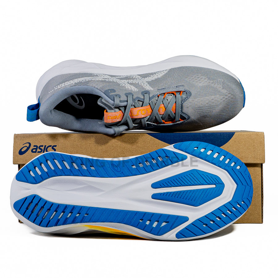 KING OF DRIBBLE Sepatu Running/Lari Asics Novablast 5 Wide 1011B975-020 Original