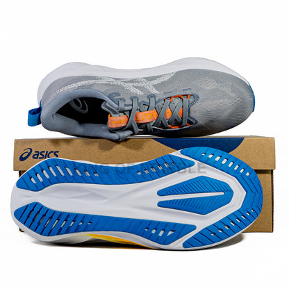 KING OF DRIBBLE Sepatu Running/Lari Asics Novablast 5 Wide 1011B975-020 Original