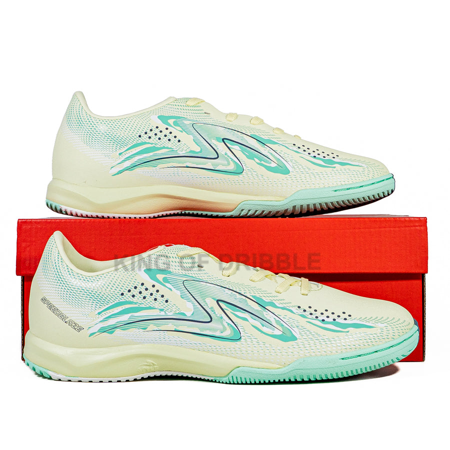 KING OF DRIBBLE Sepatu Futsal Specs Speedblaze 4 IN 1020285 Original