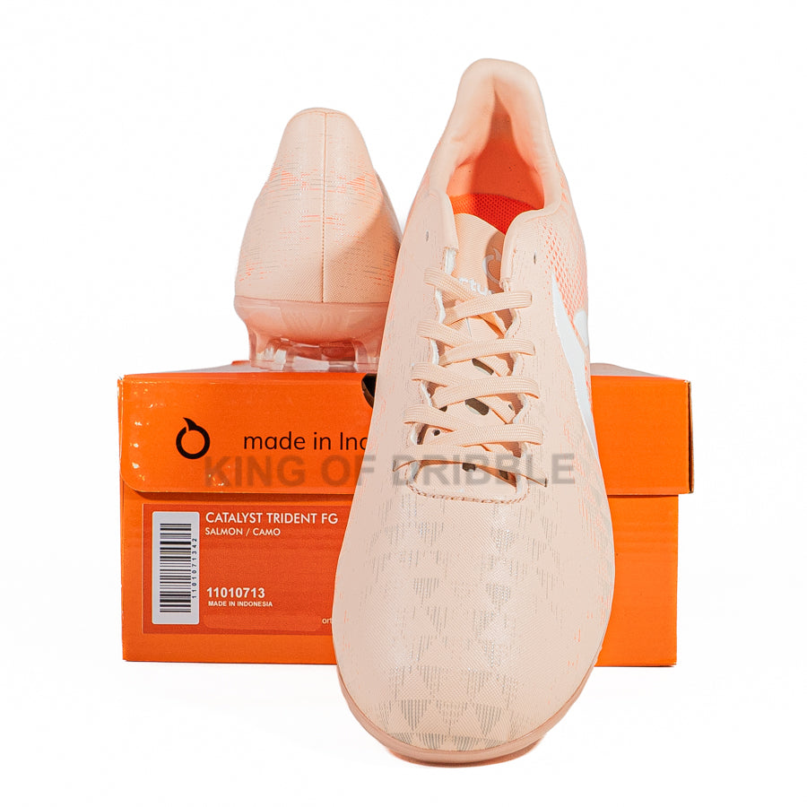 KING OF DRIBBLE Sepatu Bola Ortuseight Catalyst Trident FG 11010713 Original