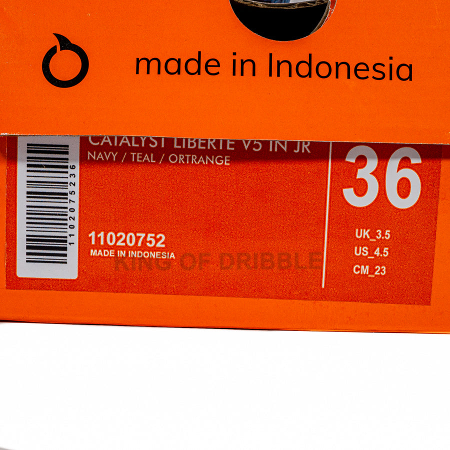 KING OF DRIBBLE Sepatu Futsal Anak Ortuseight Catalyst Liberte V5 IN JR 11020752 Original
