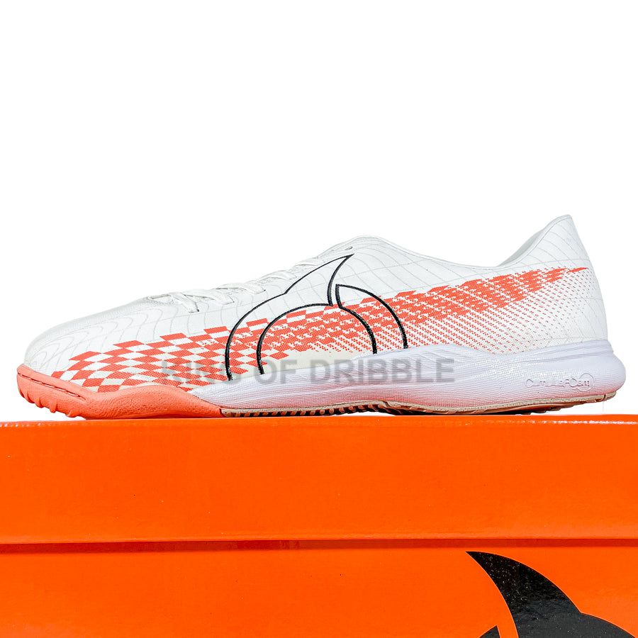 KING OF DRIBBLE Sepatu Futsal Ortuseight Catalyst Cyclone IN 11020758 Original
