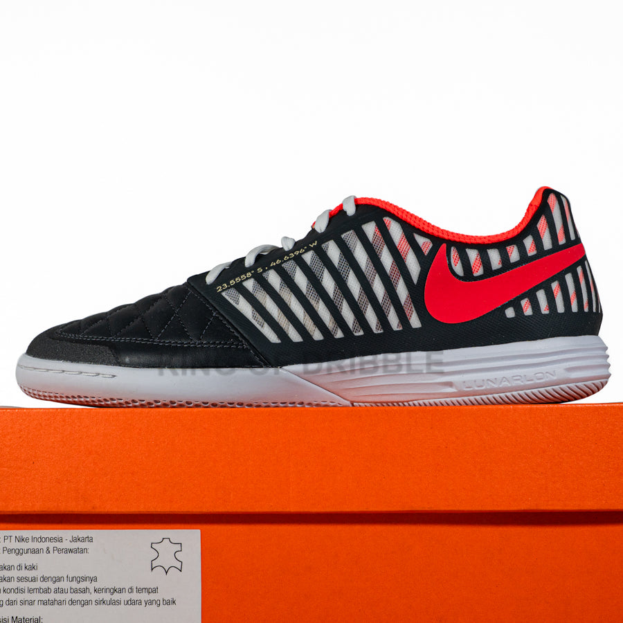 KING OF DRIBBLE Sepatu Futsal Nike Lunargato II 580456-061 Original