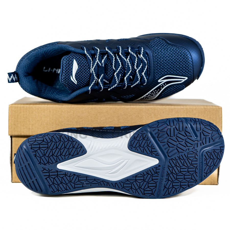 KING OF DRIBBLE Sepatu Badminton/Bulu Tangkis Li-Ning Aero Fly AYTU033-1 Original