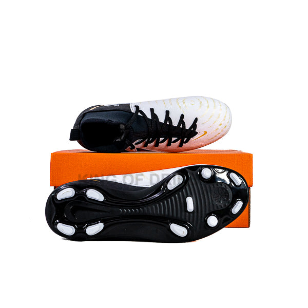 Sepatu Bola Anak Nike JR Phantom Luna II Club FG/MG FJ2601-100 Original BNIB
