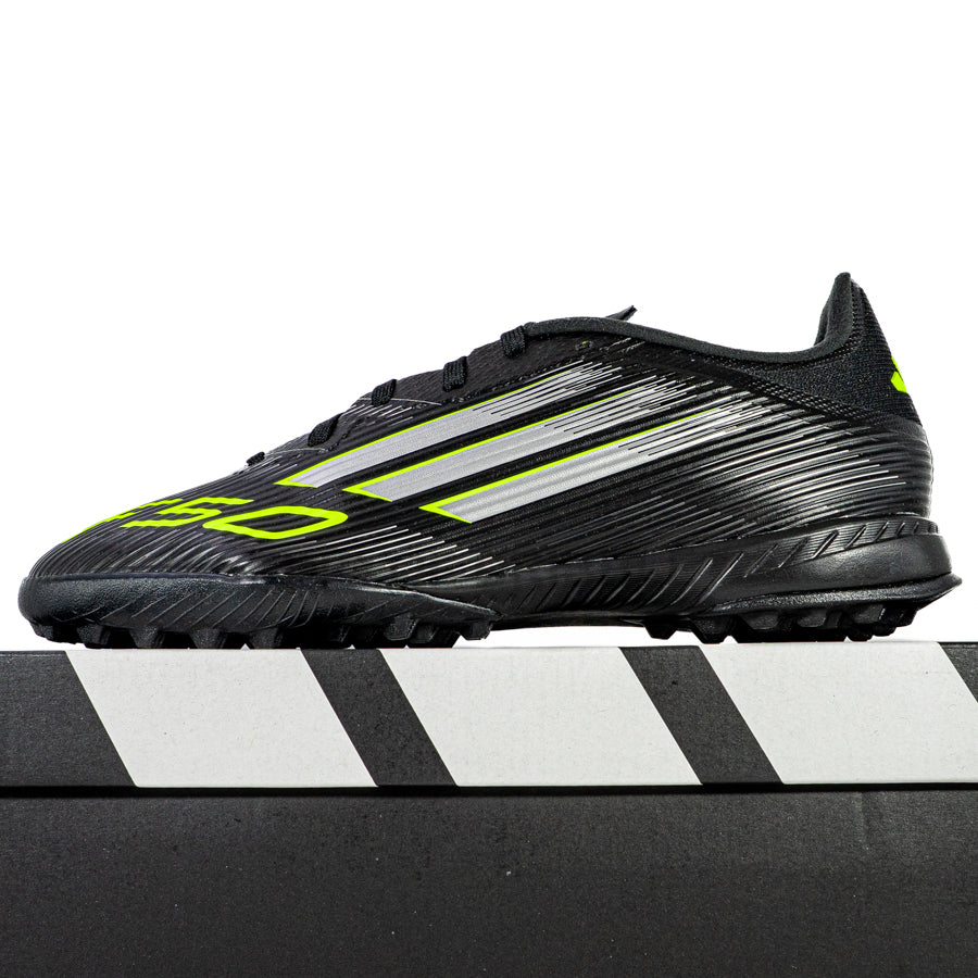 KING OF DRIBBLE Sepatu Mini Soccer Adidas F50 League TF JH7725 Original