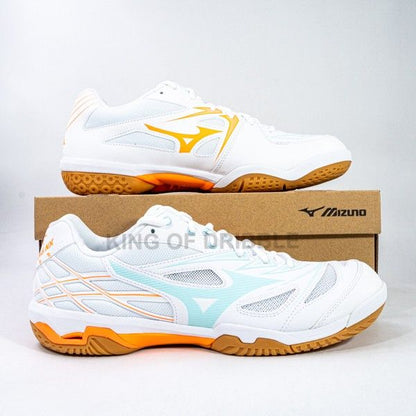 KING OF DRIBBLE Sepatu Badminton/Bulu Tangkis Mizuno Wave Fang Nx 71GA205011 Original
